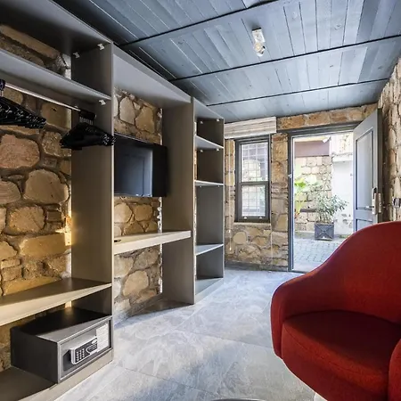 Marvelous Studio Flat Near Hadrians Gate